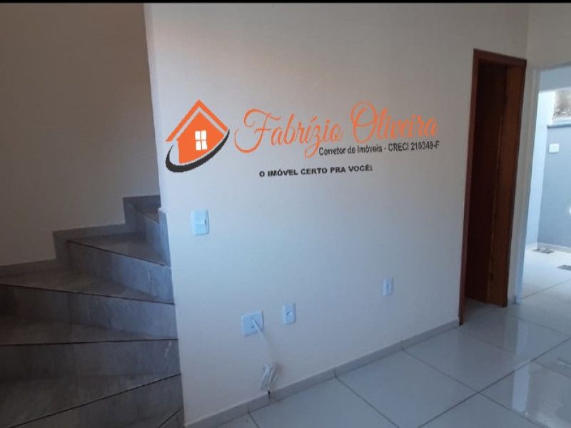 Sobrado(ALUGADO) com dois dormitórios e um banheiro e um lavabo