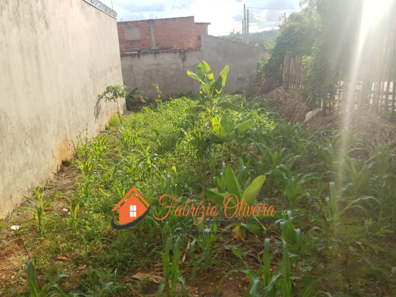 Vende terreno de esquina